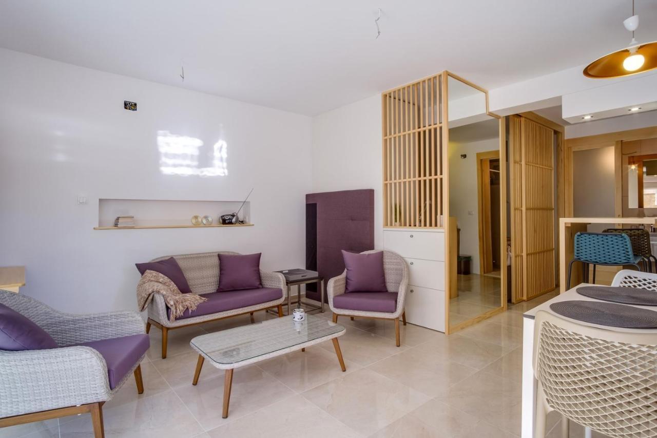 Elegant Apartment Iris Mali Losinj Exterior photo